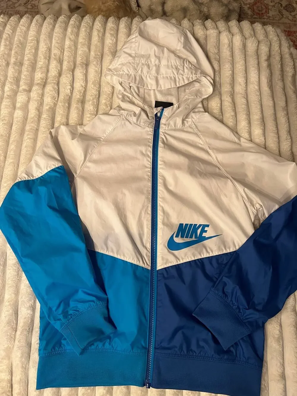 Kids sz Med Nike Windbreaker Jacket excellent condition!
